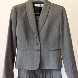 TAHARI Arthur S. Levine Skirt Suit 2P